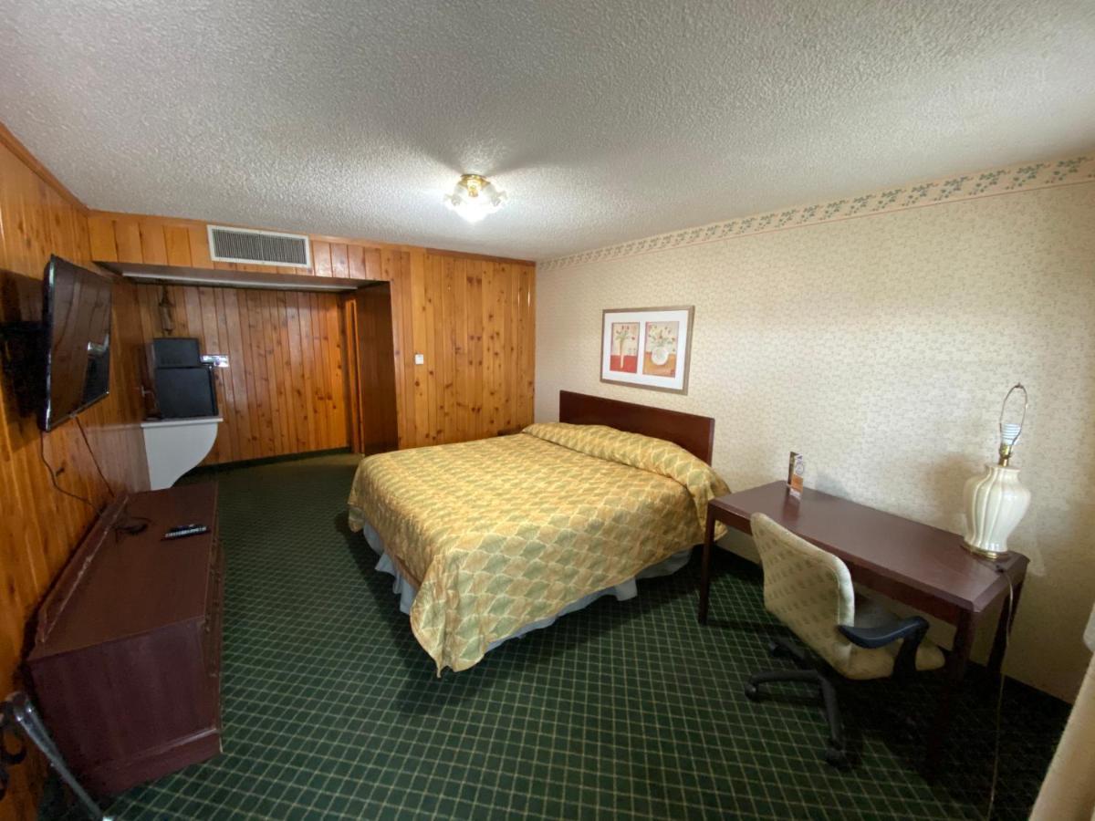 Hunter'S Hot Springs Resort レイク・ビュー エクステリア 写真